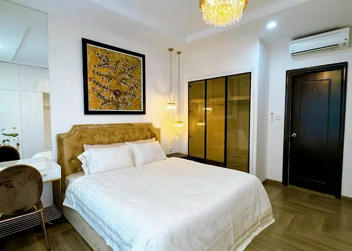 Merci House - Apartment In Vinhomes Times City